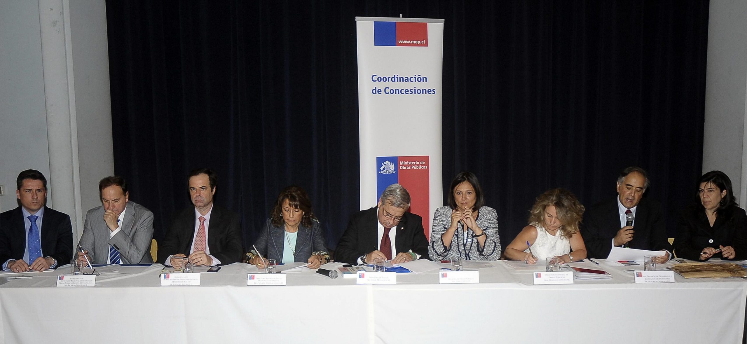 cs_aperturahospitalsalvador_03