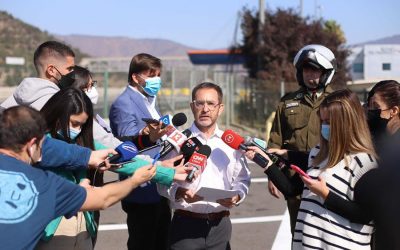 Ministro Juan Carlos García monitorea medidas especiales en carreteras ante masivo retorno vehicular a Santiago