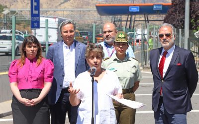 Ministra López destaca cumplimiento de plan de limpieza de fajas para prevención de incendios en más de 3 mil km de autopistas del país