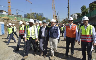 MINISTRO FONTAINE INSPECCIONA TRABAJOS DE CONSTRUCCIÓN DE AUTOPISTA AMÉRICO VESPUCIO ORIENTE I
