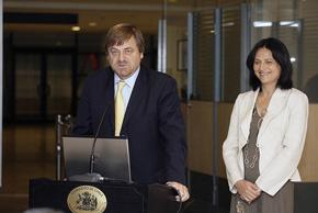 ministro_subsecretaria_aeropuerto_800