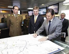 ministrogolborne_convenio_autopistas_robos_800