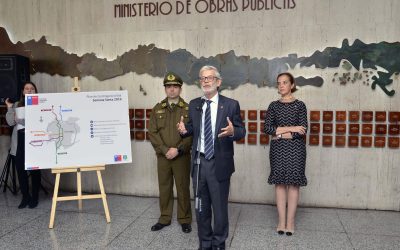 MINISTRO DE OBRAS PÚBLICAS ENTREGA MEDIDAS PARA ENFRENTAR CONGESTIÓN VEHICULAR DURANTE FERIADO DE SEMANA SANTA