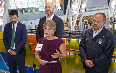 Gobierno activa plan de contingencia en el Aeropuerto de Santiago por Semana Santa: viajarán 262 mil pasajeros