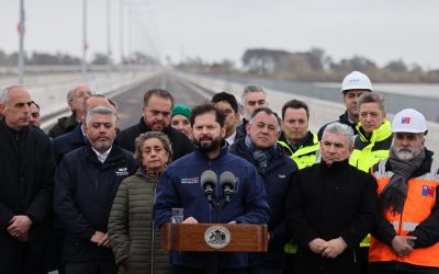 Presidente de la República, Gabriel Boric Font, encabezó la habilitación de la marcha blanca del Puente Industrial de la Región del Biobío