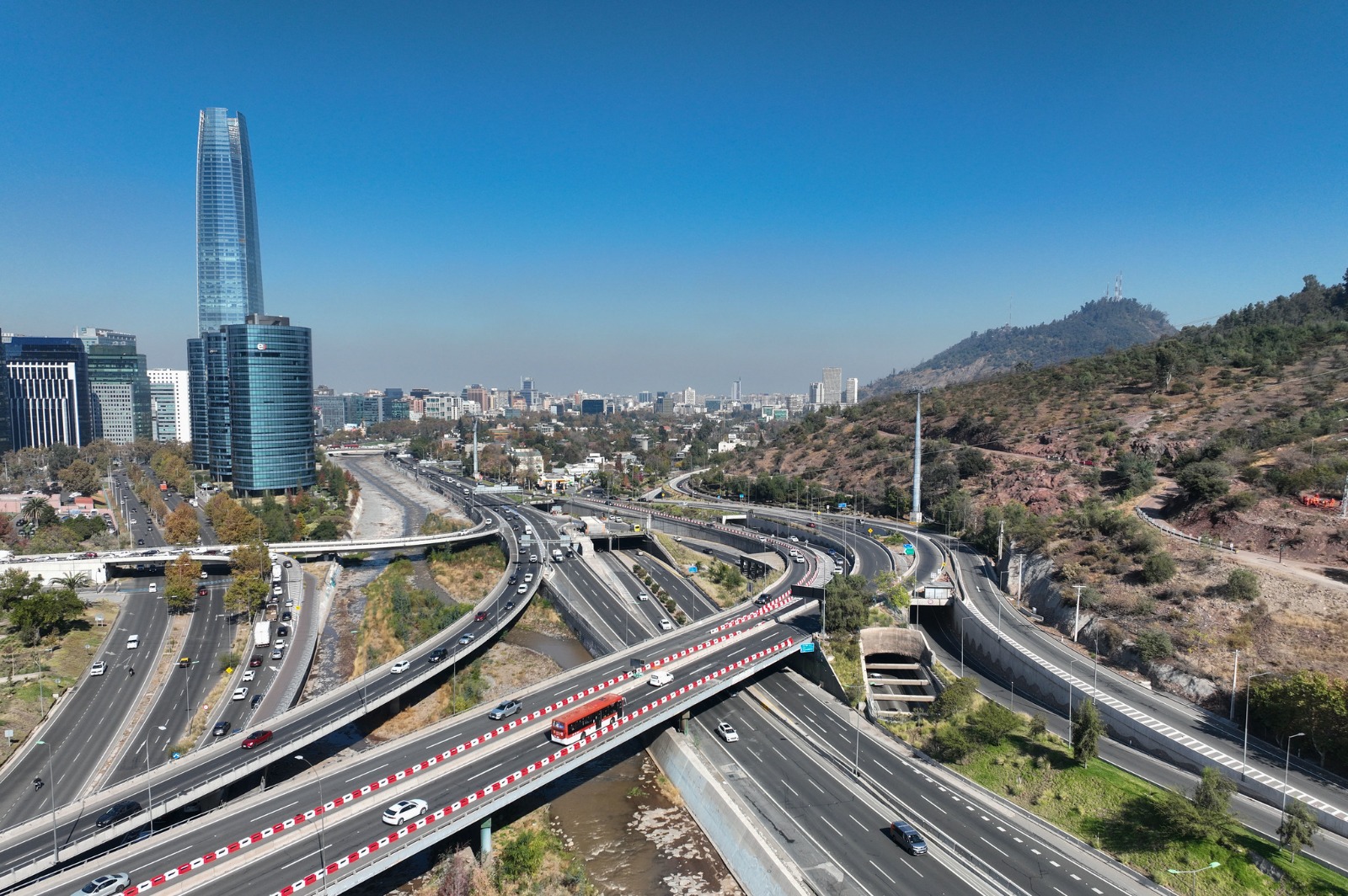 MOP inicia recambio de superestructura del Puente Lo Saldes, obra clave para la conectividad del sector oriente de Santiago