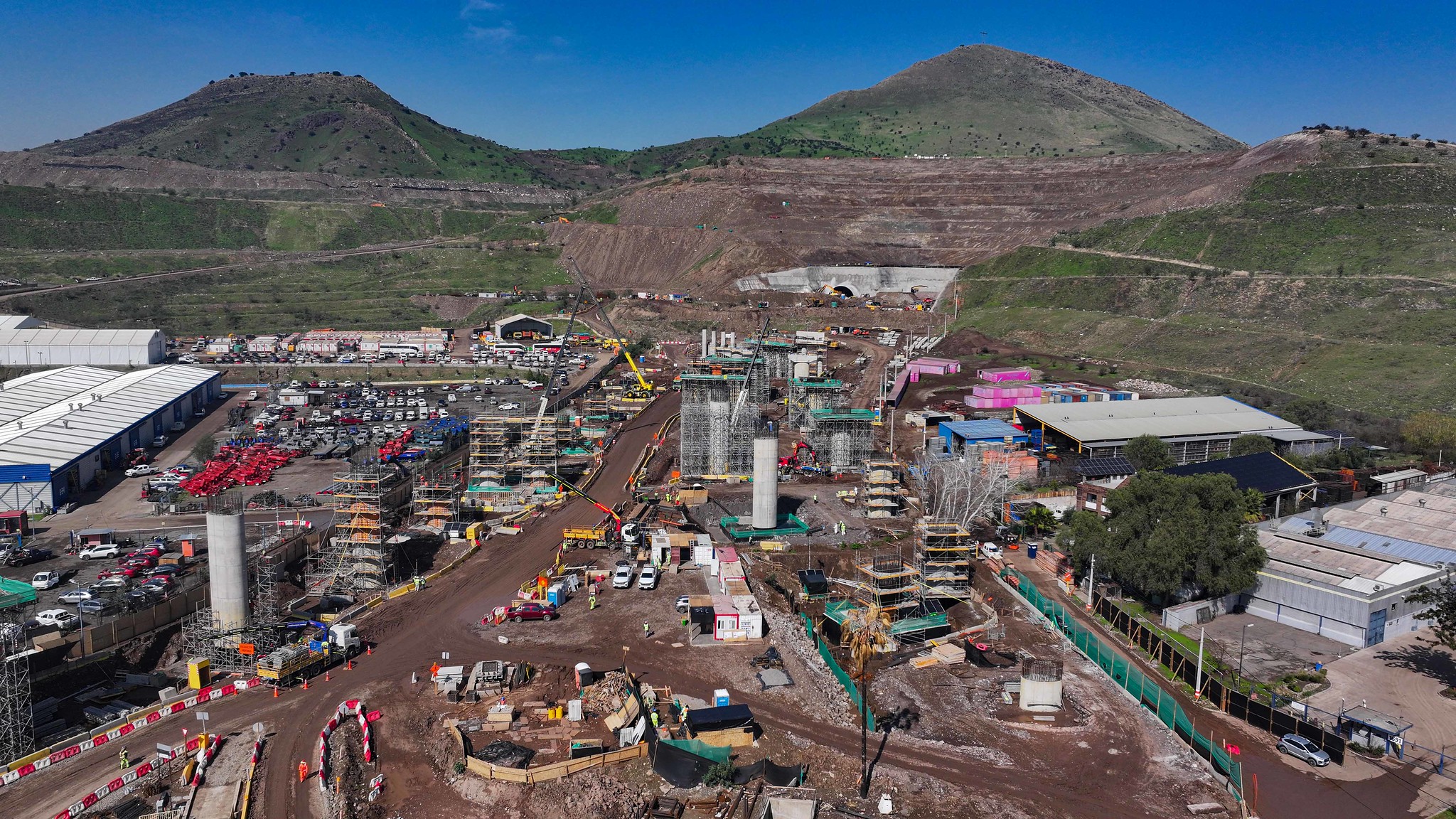 Construcción de Túnel Lo Ruiz que va a descongestionar el Nudo Quilicura ya tiene un 20% de avance